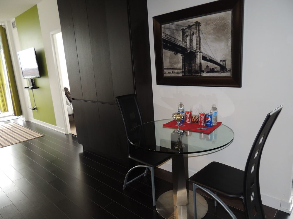 Tvhr - Luxury Condos In Heart Of Downtown Toronto Ngoại thất bức ảnh